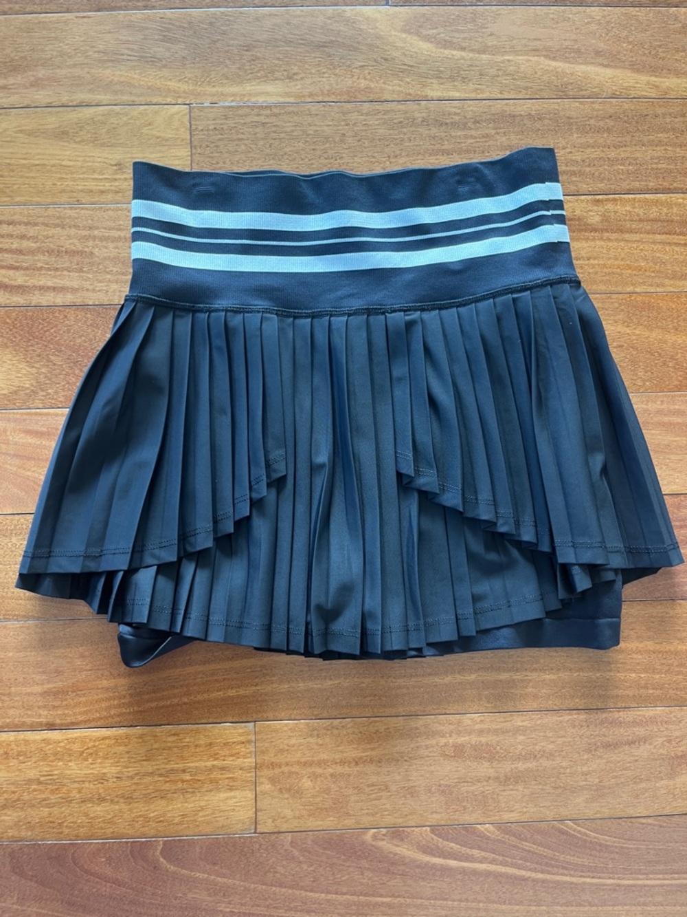 Fila Challenger Black Crop Polo Tank and Pleated Tennis Skort Set XS S - Picture 4 of 6